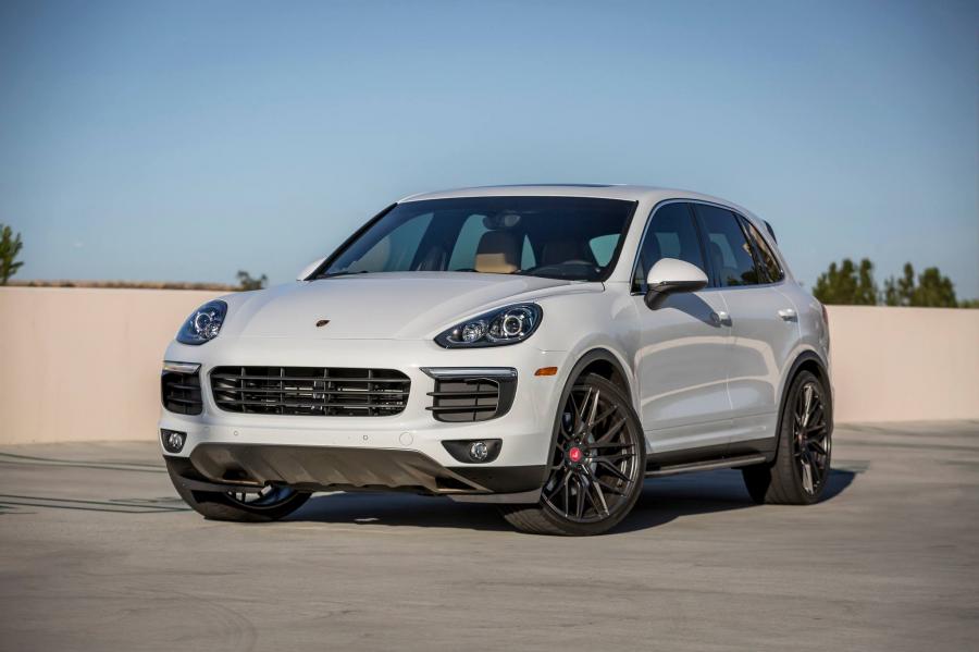 Porsche Cayenne on Vorsteiner Wheels (V-FF 107) '2016